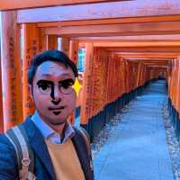 🇯🇵京都「伏見稻荷大社」輕鬆拍出無路人大片！給各位一個早起的理由！