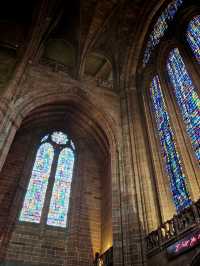 Liverpool Cathedral โบสถ์ที่ใหญ่ที่สุดของเมือง 💒