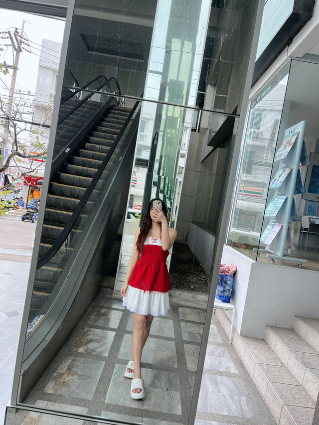 รีวิวที่พักใกล้เกาะลอยชลบุรี นั่งเรือไปเกาะสีชังได้
