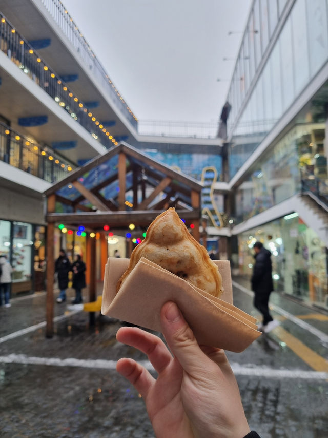 인사동 쌈지길, 전통과 현대의 만남! 🎨