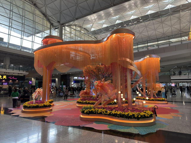 香港國際機場的節日魅力 ✈️🎉