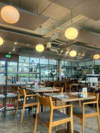 Roast Coffee & Eatery