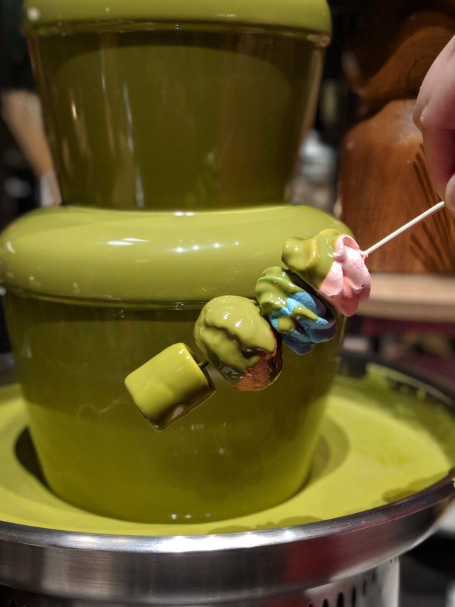 A Feast for the Senses: Lime Restaurant’s Gourmet Buffet Experience