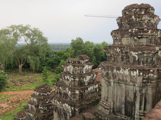 Where History Meets Majesty: Phnom Bakheng