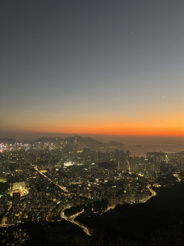震撼的獅子山之日落🌅，讓人流連忘返的夜景🌃