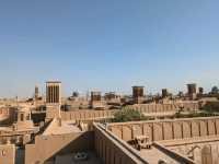 ヤズド旧市街の街並みとYazd art house cafe