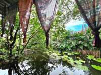 เรือมอญ ริมสวน