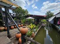 เรือนนมสด บางน้ำผึ้ง