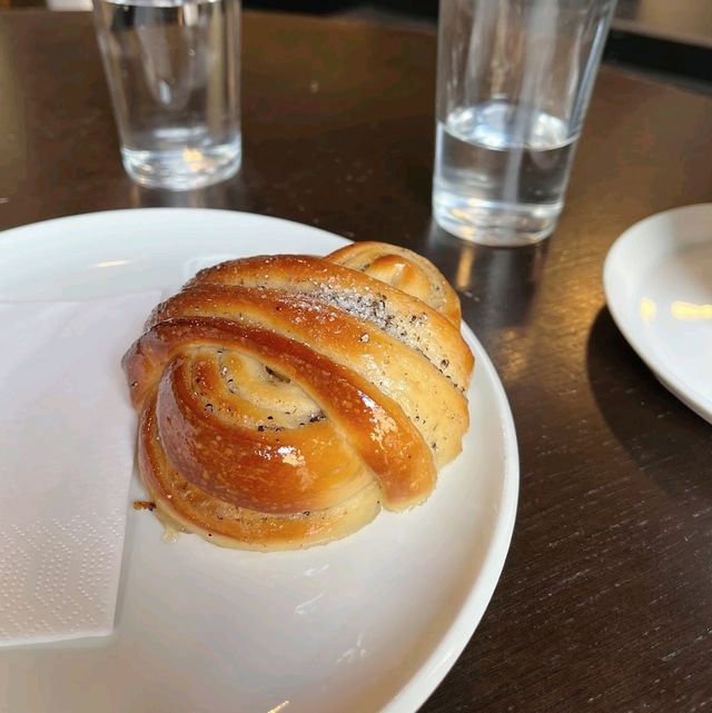 Excellent pastries 