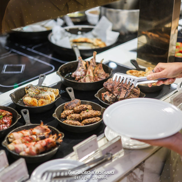 Chatrium Grand buffet