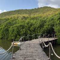 สภากาแฟกลางน้ำ กองเรือตรวจอ่าว อ.สัตหีบ จ.ชลบุรี