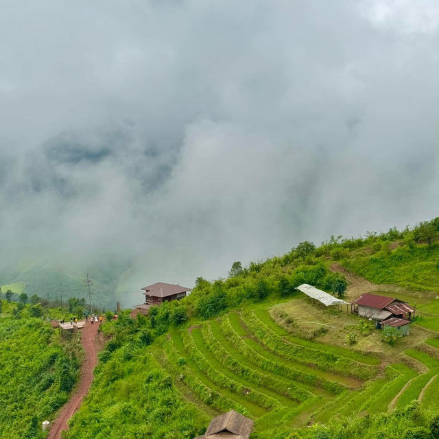นอนที่พักหลักร้อย วิวหลักล้านของจริงงง⛰️💚🍃