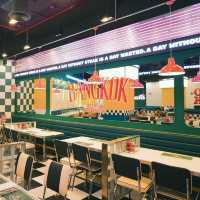 แจกพิกัดร้านสเต็ก Vibes ดี ฟีลวัยรุ่นเมกา 🍔🥩🇺🇸