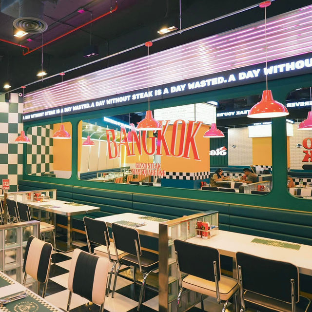 แจกพิกัดร้านสเต็ก Vibes ดี ฟีลวัยรุ่นเมกา 🍔🥩🇺🇸