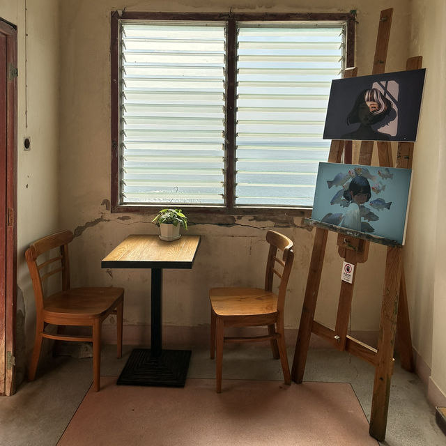 คาเฟ่สุดเก๋ติดทะเล ที่ชลบุรี 🏝️