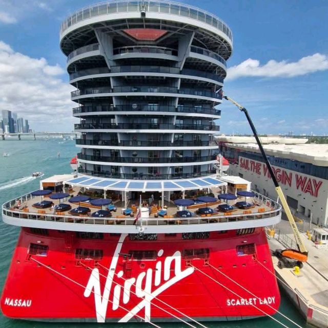 Scarlet Lady – Virgin Voyages