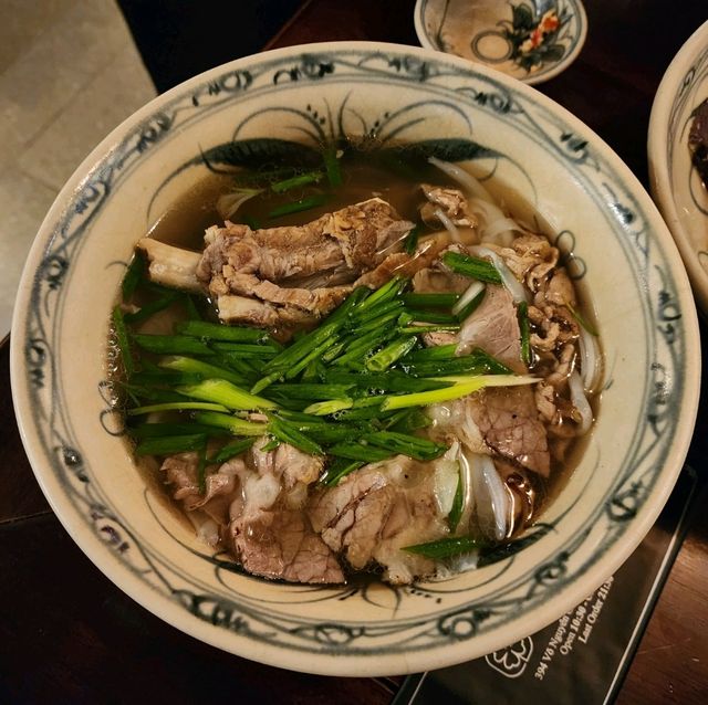단일 여행기간 최초 재방 맛집! 뭐 하나 빠지는 것 없이 맛있는 베트남 식당. <반마이 (van may)>