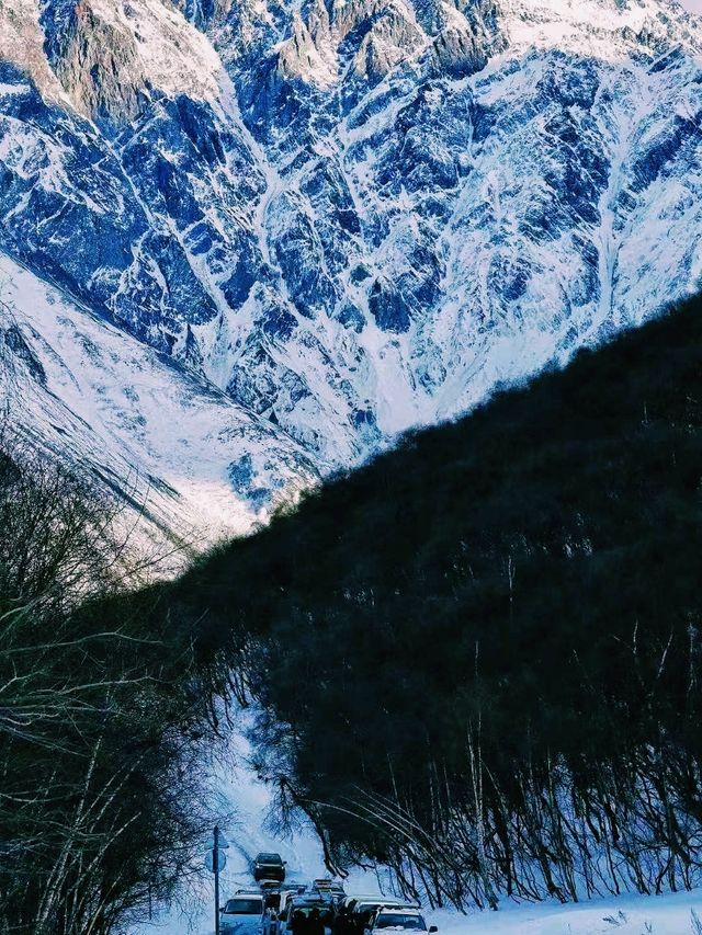 格魯吉亞著名景點卡茲別克旅行攻略，適合打卡拍照