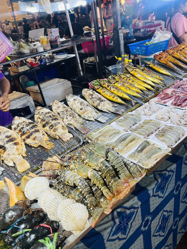 푸켓 야시장감성 가득한 핫플