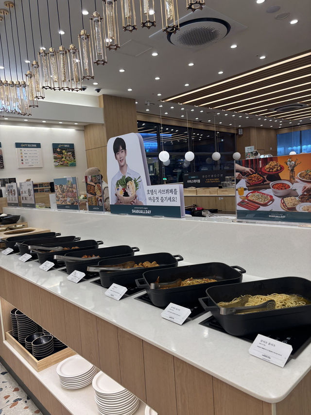 깔끔한 음식과 샤브샤브로 즐기는 야외데이트🫡