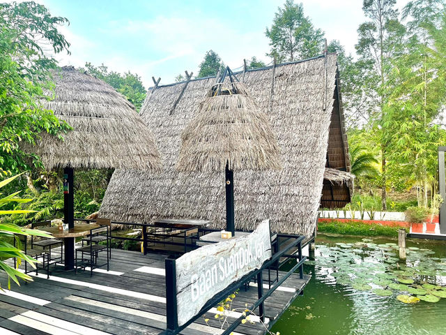 บ้านสวนดอกจัน นครศรีฯ อาหารใต้รสจัดกลางสวน