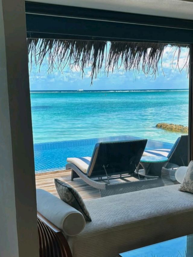 🏝️ Taj Exotica Resort & Spa, Maldives – Pure Luxury on Water! 🌊✨