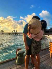 🌅 Chasing Sunsets in the Maldives: A Magical Experience! 🏝️✨