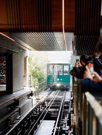 นั่ง Peak Tramways ชมวิวเกาะฮ่องกง