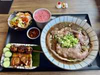 大立百貨9樓影城旁邊泰國美食（大港老船麵）好吃值得推薦大家