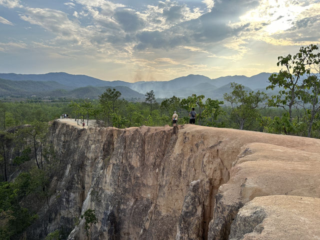 【パーイの夕日スポット】Pai Canyonで静かに自然と向き合う。