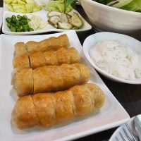 ทานแหนมเนือง ริมแม่น้ำปิง - วีที แหนมเนือง