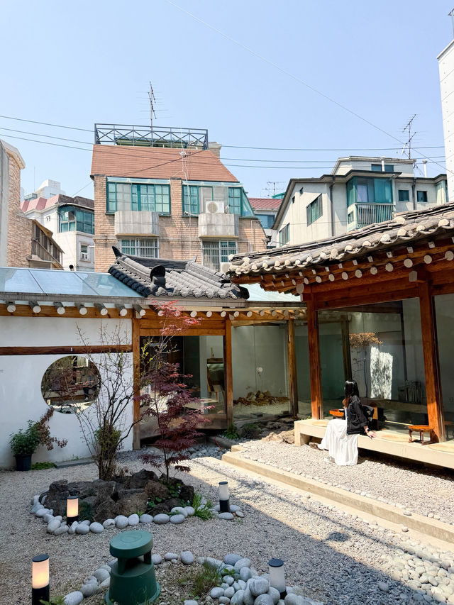 首爾景點🇰🇷市中心竟有韓屋咖啡店☕️