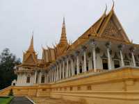 A Quiet Day at the Royal Palace 