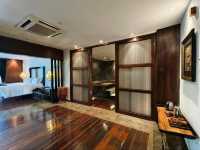 “Tropical Soul in the City: Villa Samaldi’s Secret Garden Retreat”