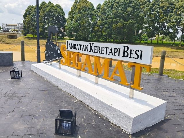 🚉From War Wounds to Working Rails: Segamat’s Iron Bridge Since 1909