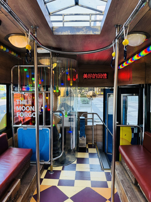 Taipei’s Happiest Bus Ride (That Doesn’t Move)