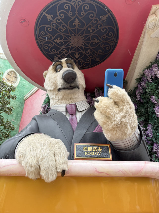 Shanghai Disneyland – Step Into a World of Magic! 