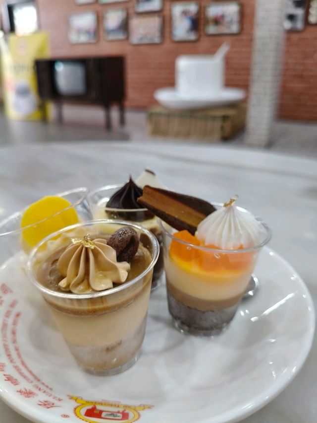 Cafe Hopping One day At Kluang Coffee Factory 
