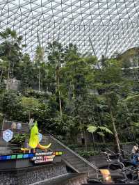 【空港とは思えない絶景！ジュエル・チャンギで旅の始まりと終わりをもっとドラマチックに】