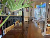 เลอกองเก่า cafe’ de phraeris คาเฟ่ในตึกเก่า