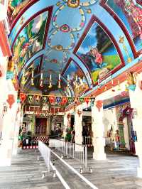 Sacred Splendor: Visiting Sri Mariamman Temple on My Spring Getaway