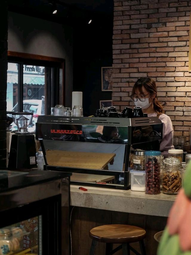 Harper 7 Coffee & Bakery