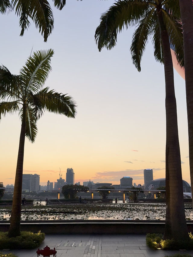 Marina Bay at Dusk: A Peaceful Evening Path with City Views