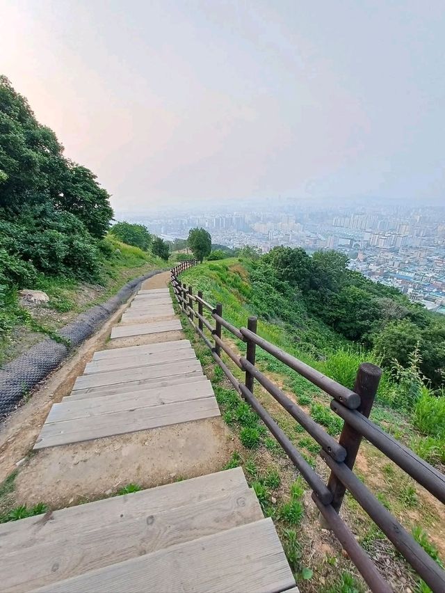 Hiking Gyeyangsan