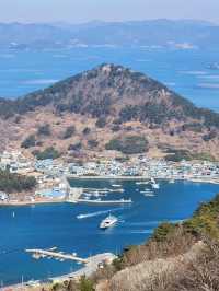 Island Hike Goals, Saryangdo Is Tiny But Mighty