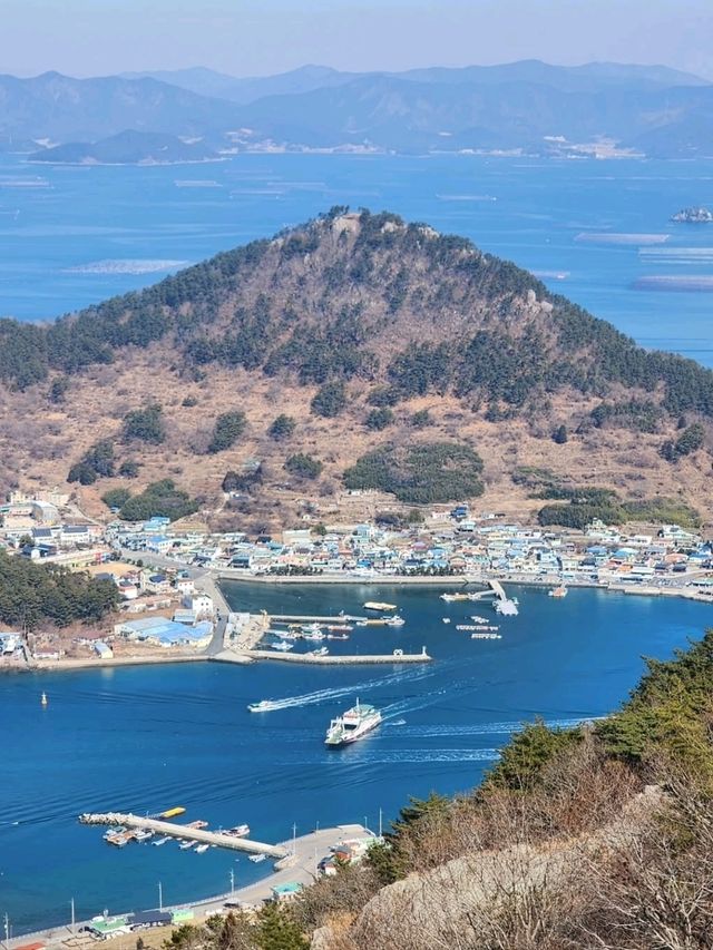 Island Hike Goals, Saryangdo Is Tiny But Mighty