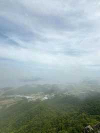 Easy Wandering on Dalma Mountain’s Ancient Road