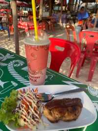 เกาะไข่ใน ที่มีแมว