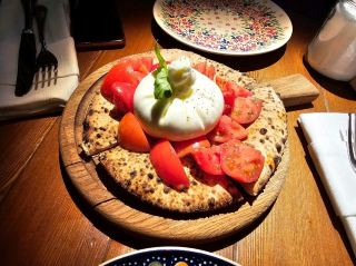 A must-visit restaurant in Uzbekistan: Syrovarnya
