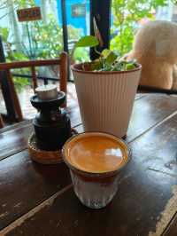 Sipping Peace in a Vintage Hideaway – Jakarta Café Love